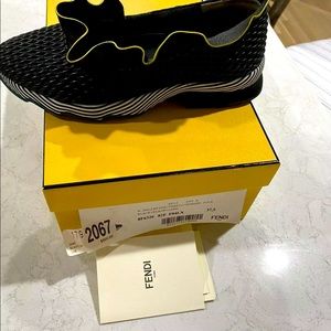 Fendi flat ballerina leather, rubber sole with ruffled rim